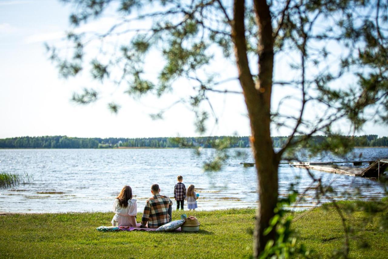 Baltvilla Baltezers Bagian luar foto